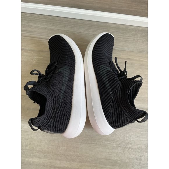 Nike‎ Roshe Two Flyknit V2 Women’s Shoes Size 7.5 US Running Training 917688-001 - Picture 8 of 10